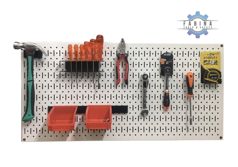 Biến Tường Trống Thành Kệ cùng Tấm lưới Pegboard