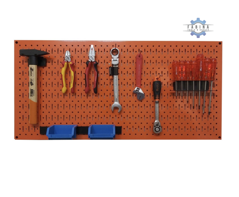 Biến Tường Trống Thành Kệ cùng Tấm lưới Pegboard